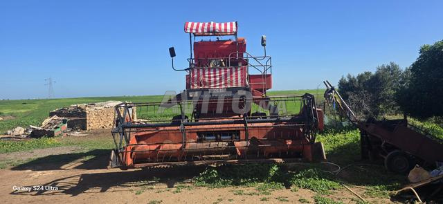 Moissonneuse batteuse propre