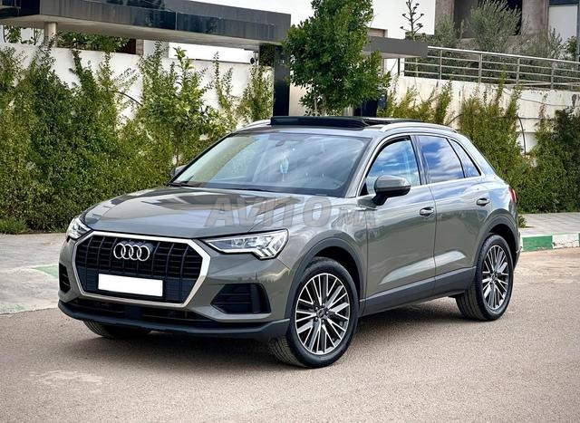 Audi Q3 première main, toutes options, neuf