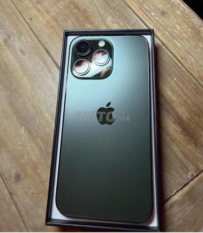 Original Iphone 13 pro comme neuf jamais Ouvrée