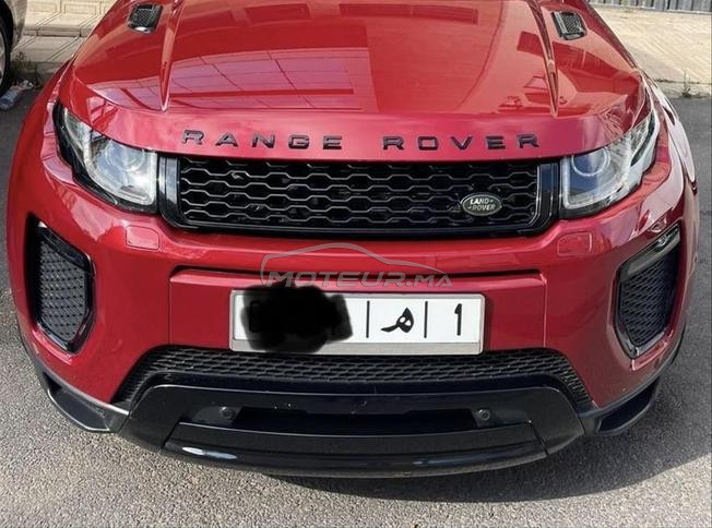 belle évoque dynamique rouge