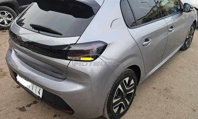 PEUGEOT 208 ESSENCE HYBRIDE AUTOMATIQUE 