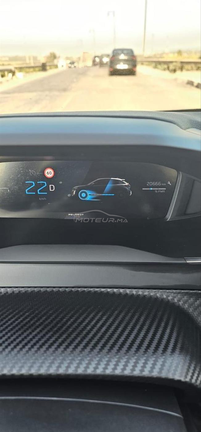 PEUGEOT 208 ESSENCE HYBRIDE AUTOMATIQUE 