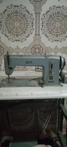 🧵✨À vendre machine à coudre Alfa en excellent état ✨🧵