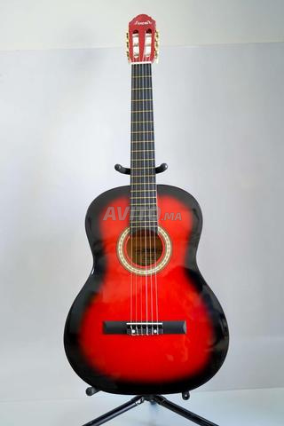 Guitare Classique Fitness 4/4 – Rouge et Noir
