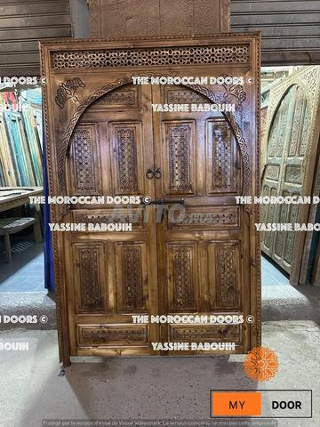 Portes en bois sculptées et salons traditionnels sur mesure