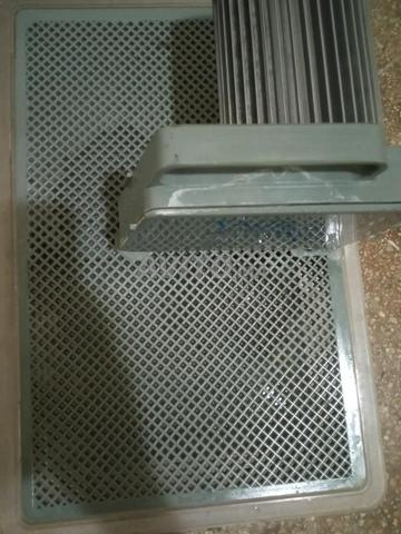 Scie électrique pour couper le verre et les métaux