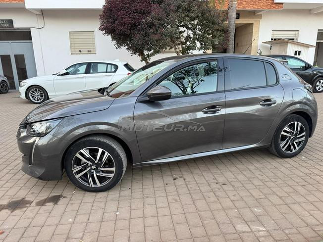 peugeot 208 neuf ✅