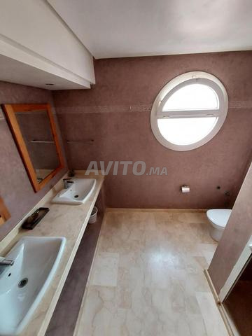 فيلا مع مسبح - 2