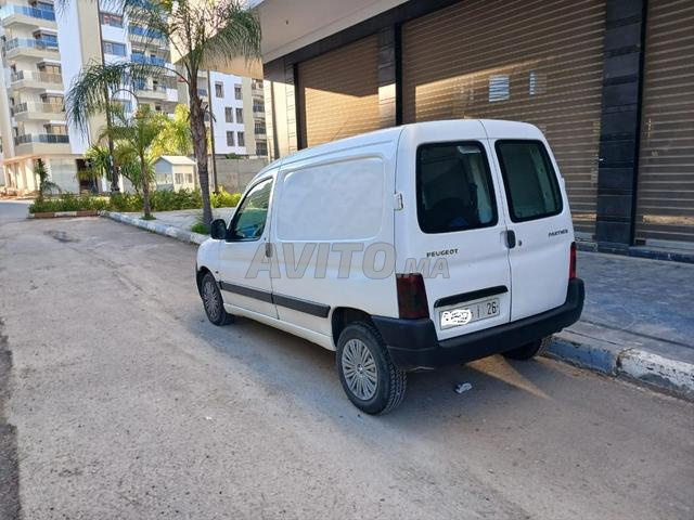 Peugeot Partner Diesel Manuelle 2011 à Fès