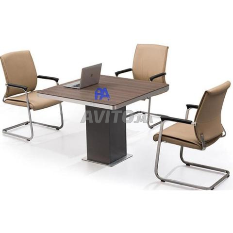 Mobilier salle de réunion/table/bureau/chaise