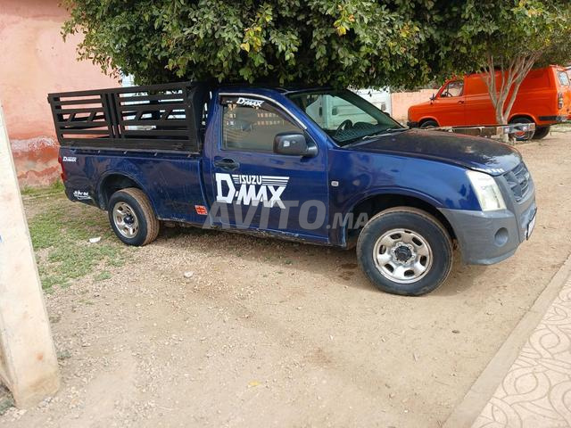 Isuzu pick up dimax