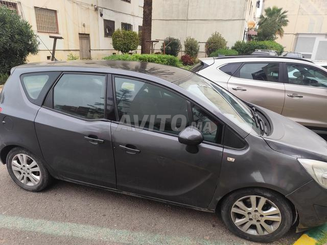 أوبل ميريفا - حالة جيدة جدا