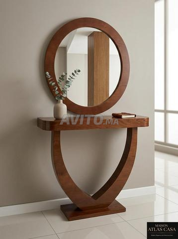 Table avec miroir au design moderne et élégant