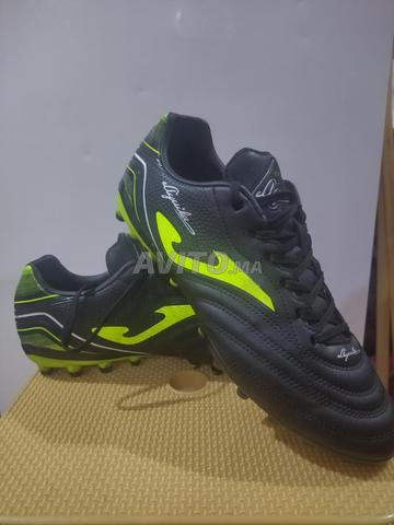 Kodas Chaussures de football pour gazon artificiel et terre