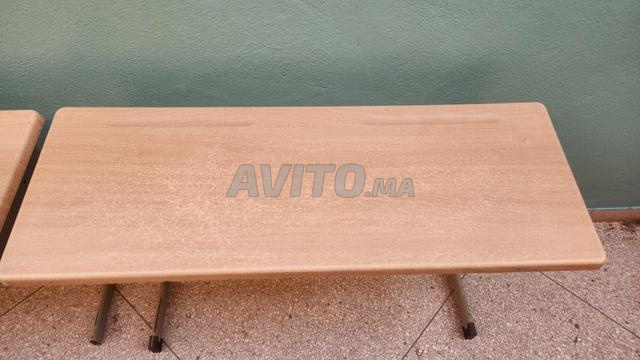 طاولة مدرسية مستعملة للبيع