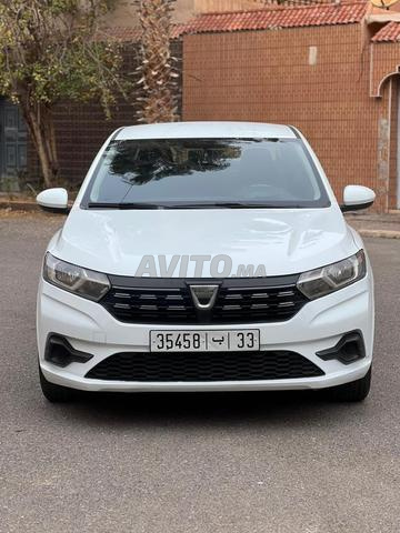 Dacia logan semi équipée