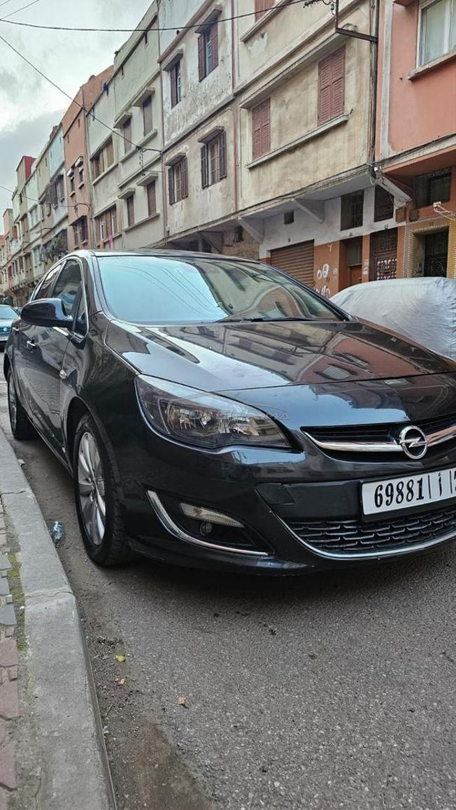 Opel Astra Diesel Manuelle 2013 à Safi