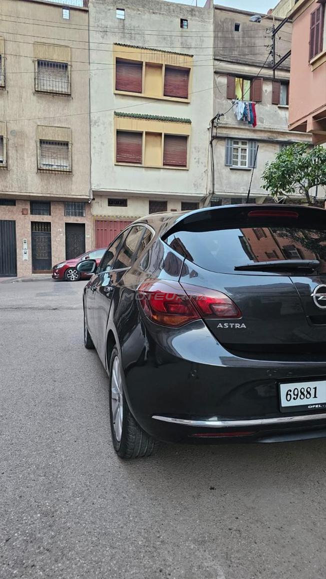 Opel Astra Diesel Manuelle 2013 à Safi