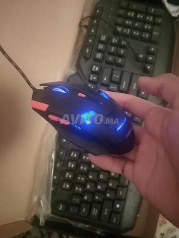 Clavier, souris et tapis de souris