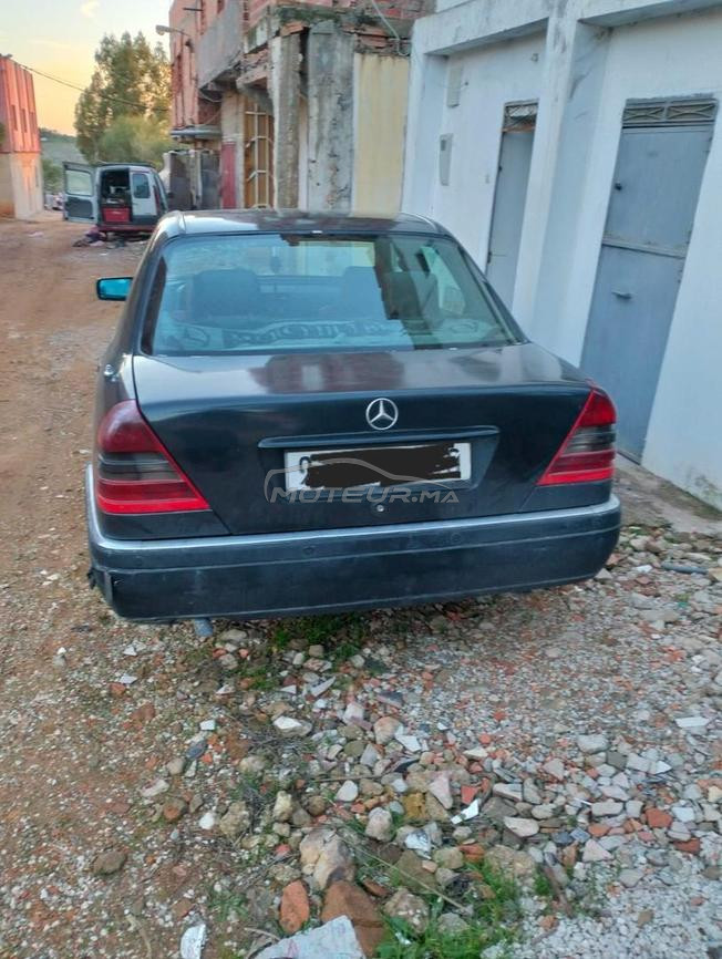 Mercedes-Benz C250 Diesel Manuelle 1993 à Tanger