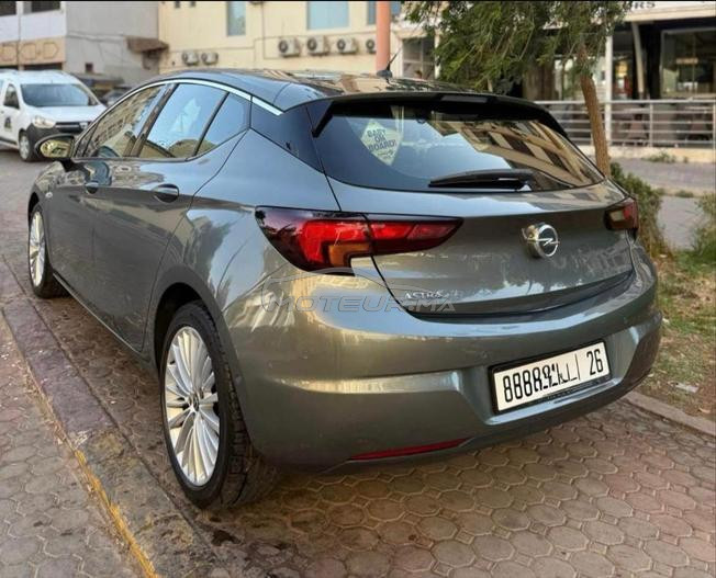 Opel Astra Diesel Automatique 2021 à Marrakech