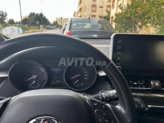 Toyota C-HR première main