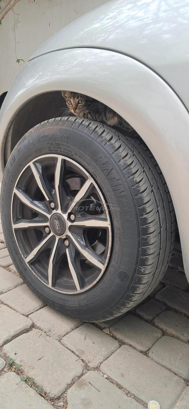ford ka bien entretenu 