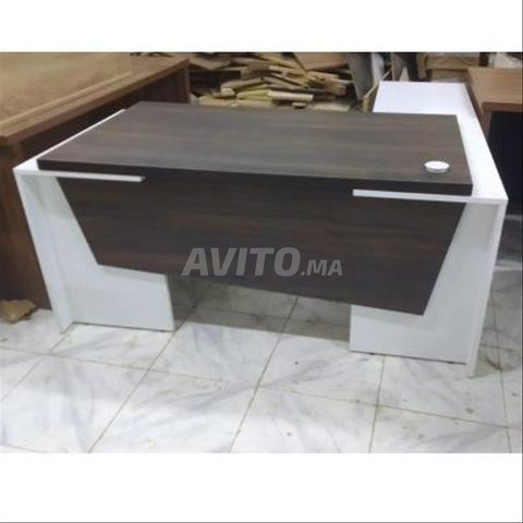 Bureau de Direction en Bois MDF Moderne et Élégant