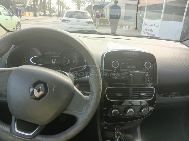 Renault Clio Essence Manuelle 2017 à Mohammedia