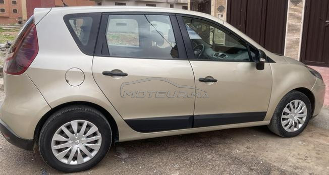 Renault Scenic Diesel Manuelle 2010 à Tiznit