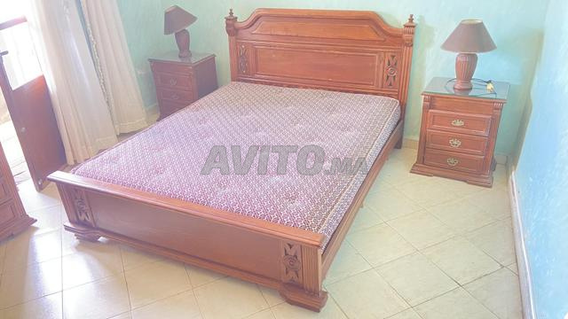 غرفة نوم خشب