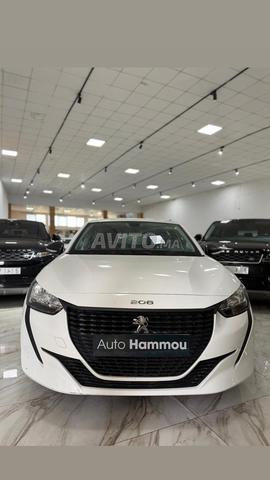 بيجو 208 بنزين يدوية 2022 في الرباط