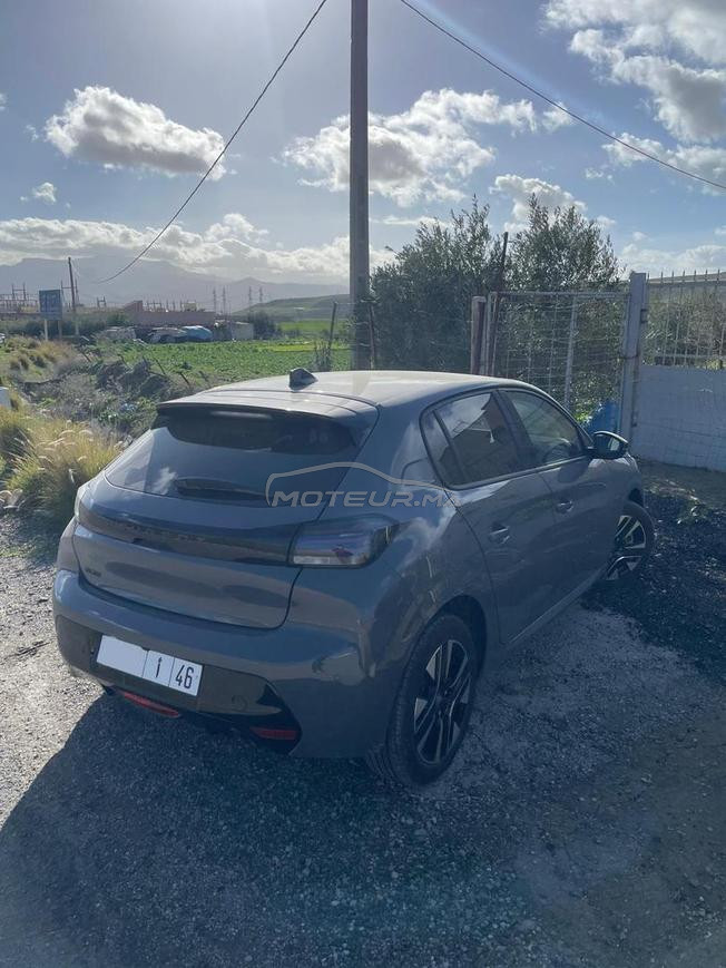 Peugeot 208 allure 10.2024 deuxieme main