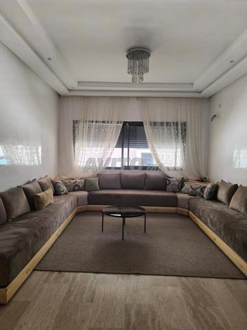 شقة جميلة F2 مفروشة في فال دور