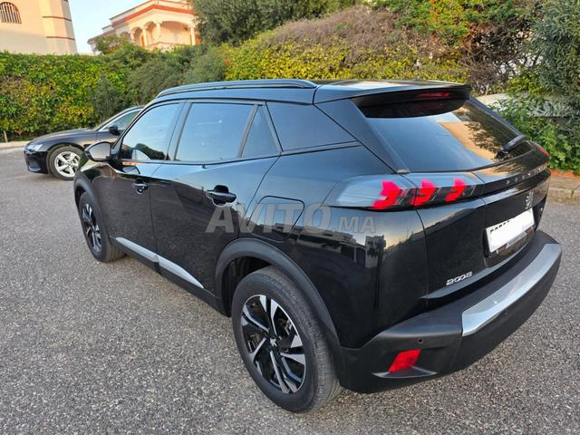 Peugeot 2008 allure automatique 2022