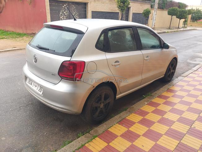 polo 5 chv en très bonne état 