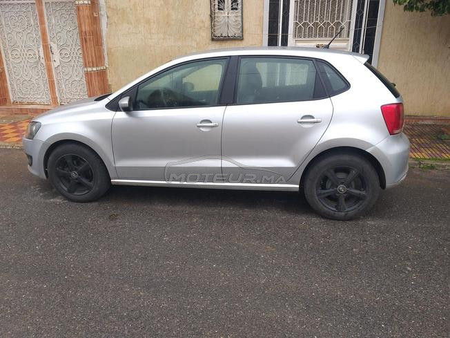 polo 5 chv en très bonne état 