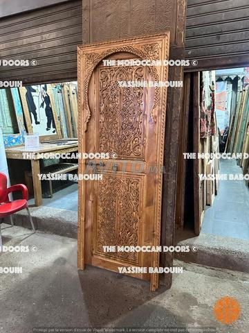باب خشب ملكي منقوش يدويا للمداخل الفاخرة - صناعة - 2