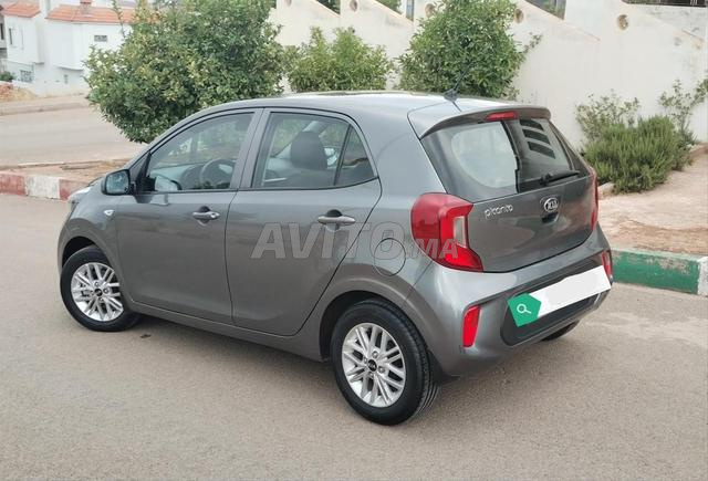Kia Picanto essence manuelle 2021 à Fès