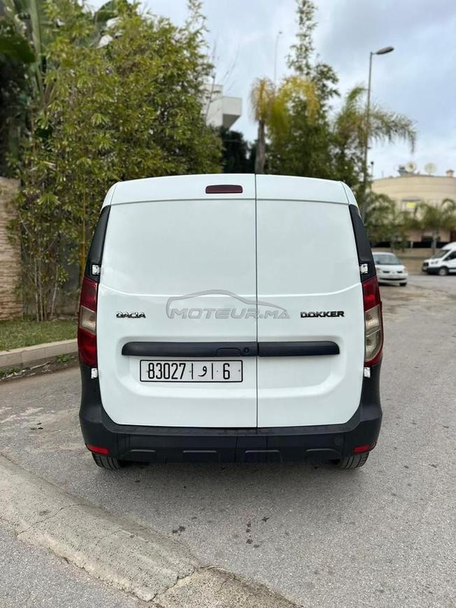dacia dokker model 2020 bon état 