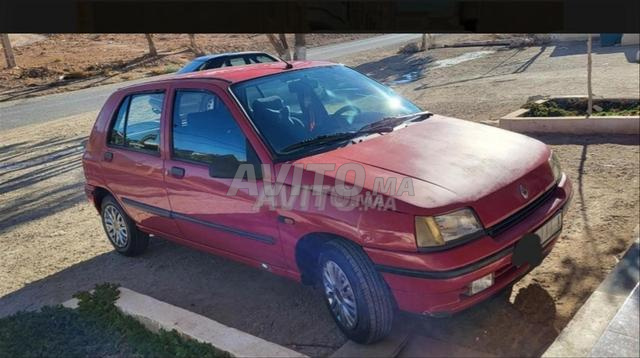 Renault Clio Essence Manuelle 1991 à Al Hoceima