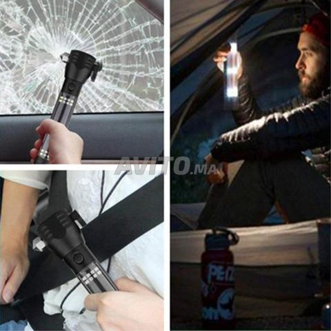 Un produit essentiel pour chaque conducteur, lampe de secours