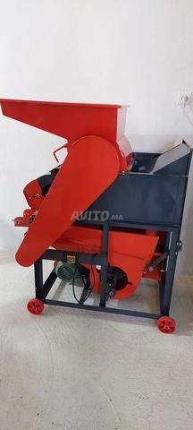 Machine d'épluchage d'arachide