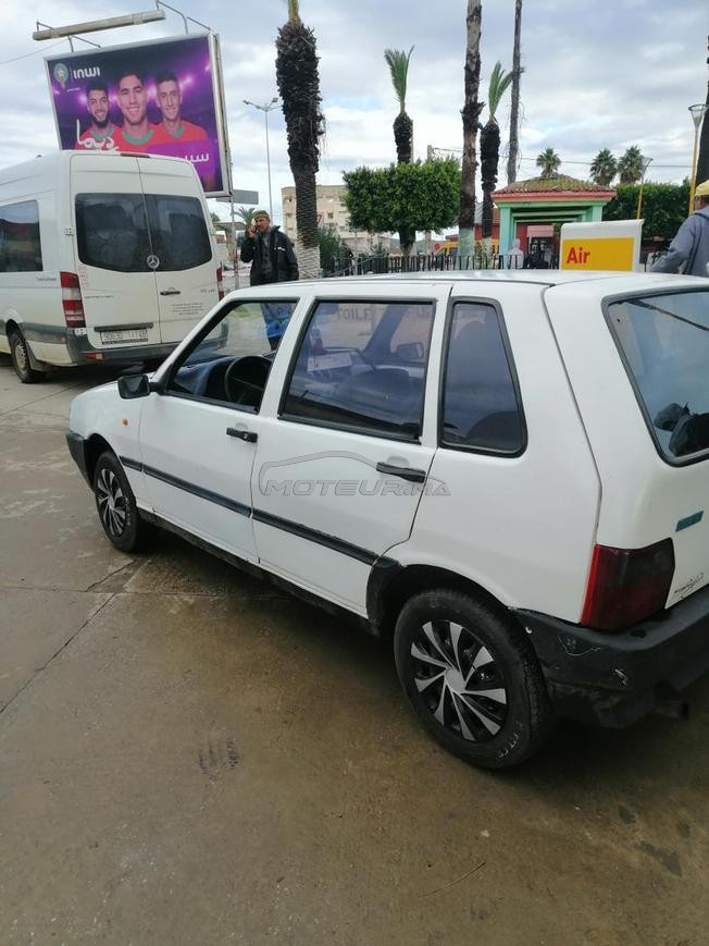 uno essence a vendre 