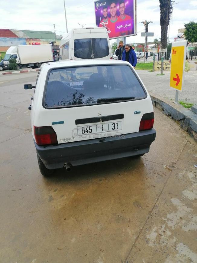 uno essence a vendre 