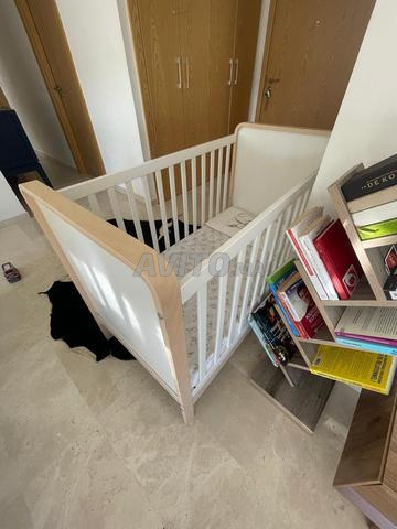 Lit bébé avec matelas – 2500 DH
