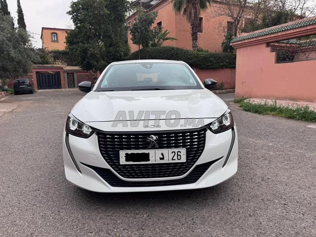 Peugeot 208 Diesel Manuelle 2023 à Marrakech