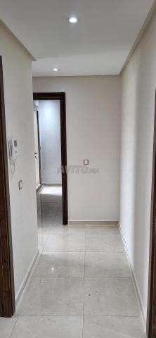 Appartement à louer 85 m² à Bouskoura - 2