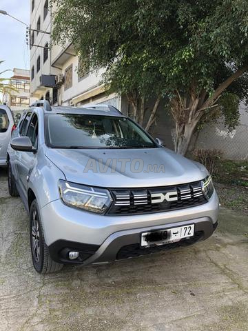 Dacia duster finition BVA main libre start stop