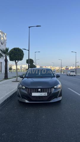 Peugeot 208 Diesel Manuelle 2020 à Tanger